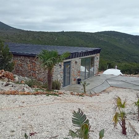 Glamping Peninsula Lustica Rose Βίλα Τίβατ Εξωτερικό φωτογραφία