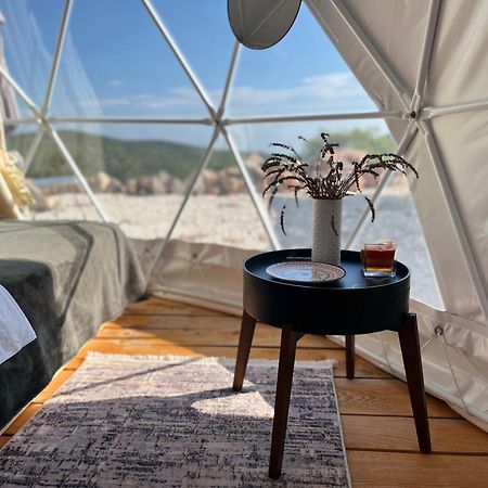 Glamping Peninsula Lustica Rose Βίλα Τίβατ Εξωτερικό φωτογραφία