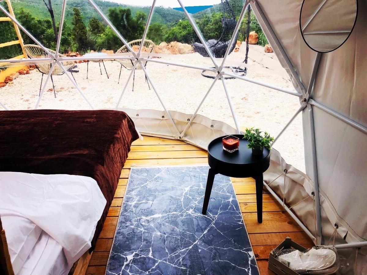 Glamping Peninsula Lustica Rose Βίλα Τίβατ Εξωτερικό φωτογραφία