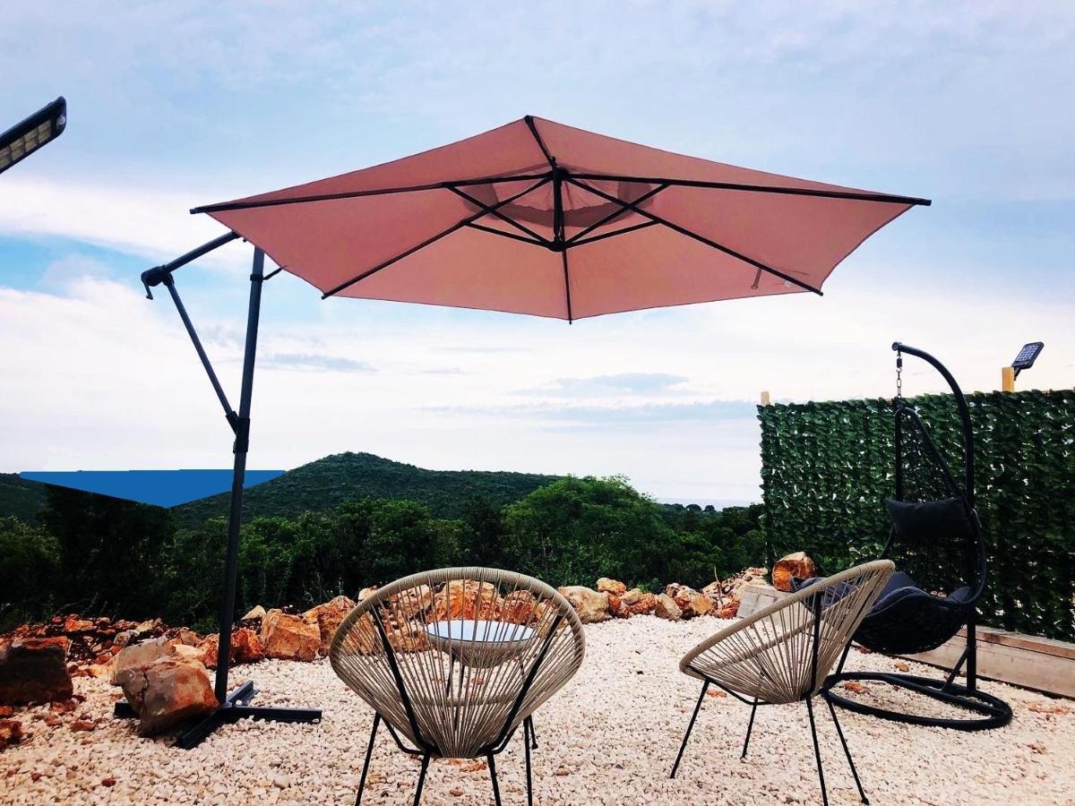 Glamping Peninsula Lustica Rose Βίλα Τίβατ Εξωτερικό φωτογραφία