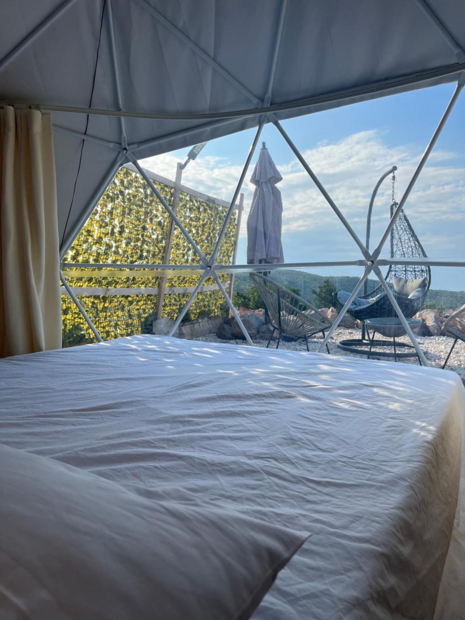Glamping Peninsula Lustica Rose Βίλα Τίβατ Εξωτερικό φωτογραφία